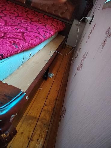 Matrası yaxşı vəziyyətdədi qiymət sonduKlassik üslubda taxta — 4