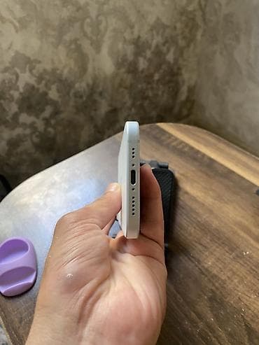 apple ipad 13: IPhone 15, 128 GB, Ağ, Simsiz şarj — 4