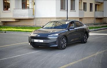 balaxanı heyet evleri: Changan Qiyuan A05: 1.5 l | 2025 il 310000 km Sedan — 6