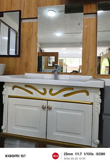Moydadırlar: Hamam üçün güzgülü lavabo dəsti - Klassik dizaynlı, ağ rəngdə şkaflı — 1