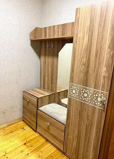 ilkin odenis 2000: Dehliz dolabı kocle baqli 120manata satılır. ünvan masazir qurtulus — 1