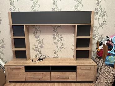 bag desti: Yeni, Düz TV altlığı, Polkalı, Laminat — 1