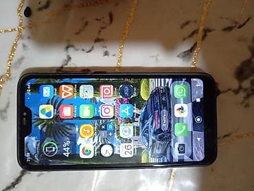 iphone 16 pro max lalafo: Xiaomi Mi A2 Lite, 64 GB, rəng - Qara, 
 İki sim kartlı — 1