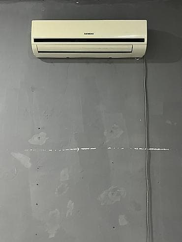 3 d panel: **Siemens divar tipli kondisioner** Siemens markalı divar tipli split — 1