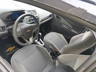 2107 qara: Chevrolet Cobalt sedan – şəhər və uzun məsafələr üçün rahat və — 5