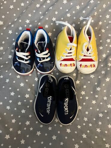 3 ayaqqabi 16, 18, 21 razmer hamisi birlikde 30 azn 1 ci olan lalafo.az -da 3 ayaqqabi 16, 18, 21 razmer hamisi birlikde 30 azn 1 ci olan