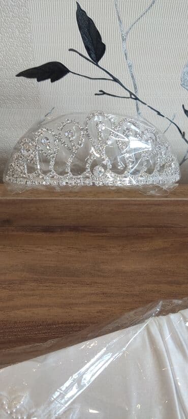 фата койноктор: Gəlinlik satılır. Los Angeles-dən 600$-a alınıb(Firma Melody Bridal — 10