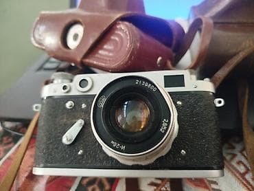 Satılır: 2 ədəd sovet istehsalı plyonka fotoaparatı və orijinal dəri