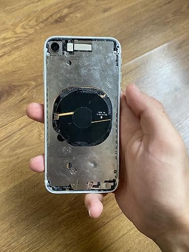 iphone se: IPhone SE 2020, 64 GB, Ağ, Barmaq izi — 3