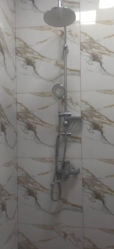 neftciler rustemov kiraye evler: Yasamal rayonu,Yeni yasamal,Albalı uşaq baxçasının yanında,15 — 10