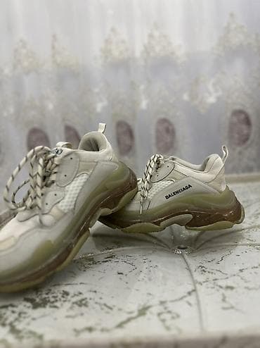jordan krasofka: Balenciaga, Ölçü: 39, rəng - Bej, Yeni — 4