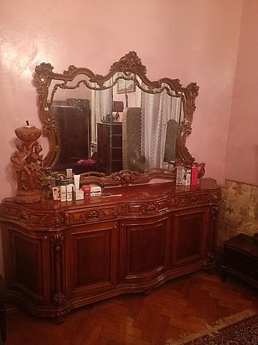 Klassik üslubda massiv ağacdan hazırlanmış qonaq otağı mebel dəsti