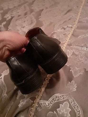 Мужская обувь: Gencede satilir dəri klassik ayaqabi qiymet en sondur — 3