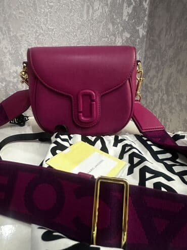 xacmaz qizil instagram: Marc Jacobs, Yeni — 1