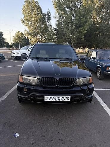 bmw salonu: BMW X5 (E53) – qara rəng, tam ölçülü premium SUV Texniki və dizayn — 1