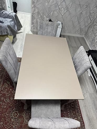 Masa desti qiy 200 man. unvan Ulduz metrosu yaxınlığı. Gumus(3319)