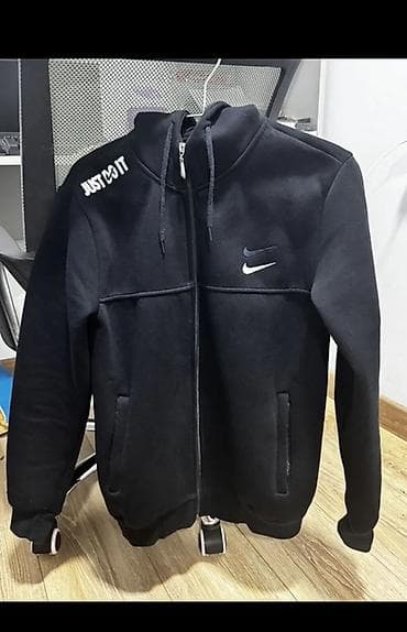 Svitşot, Nike, rəng - Qara