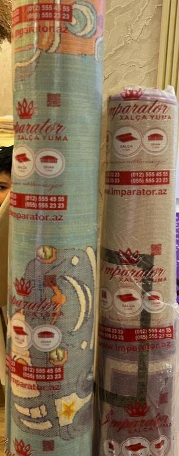 Jurnal masası, Şüşə, Kvadrat masa — 3