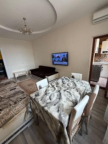 zigda kiraye menzil: 2 otaqlı mənzil – tam mebel və texnika ilə Plan: - Geniş qonaq otağı — 2