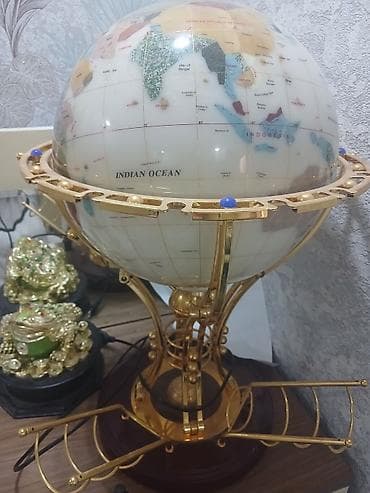 usta ləvazimatları: Cox gözəl hədiyyəlikdi.iş kaninetlərinə çox gözəl yaraşır.xarıcdən — 3