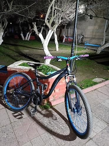 stels velosipedleri: Dağ tipli velosiped - Rəng: mat qara gövdə, mavi disklər və şin — 1