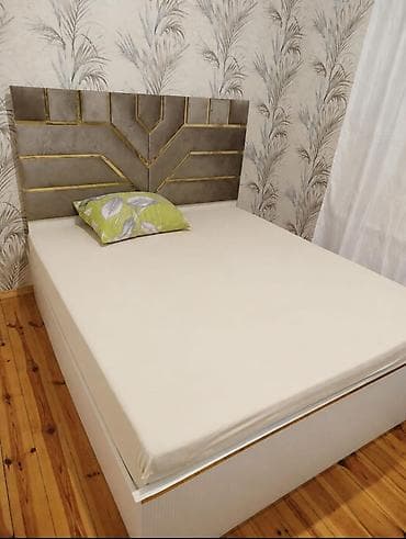 Taxt Tecili satılır 130 azn Matras var. Ölçü 1.60 eni,2. Ünvan