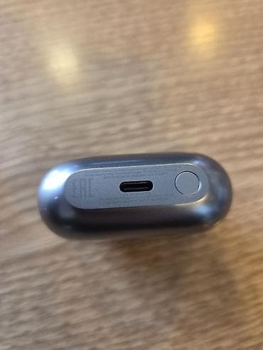 Kompüter ehtiyyat hissələri: Galaxy buds 3 pro tecili satilir tezedi kontakdan alinib — 3