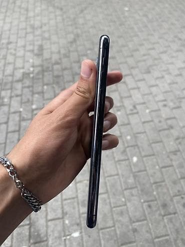IPhone 11 Pro Max, 256 GB, Space Gray, Face ID — 4