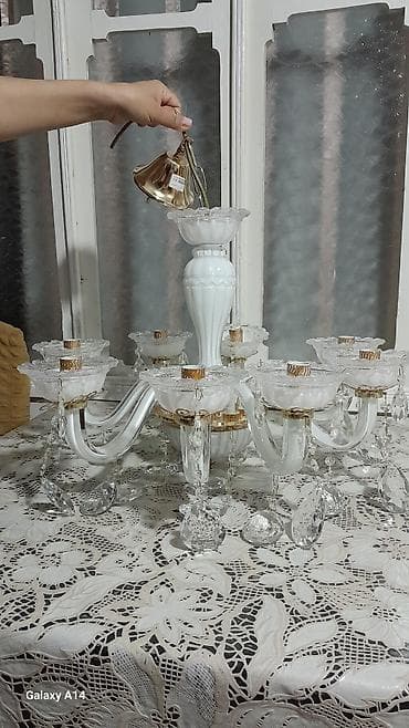 qar qizi: Çılçıraq, 10 və daha çox lampa, Şüşə — 2