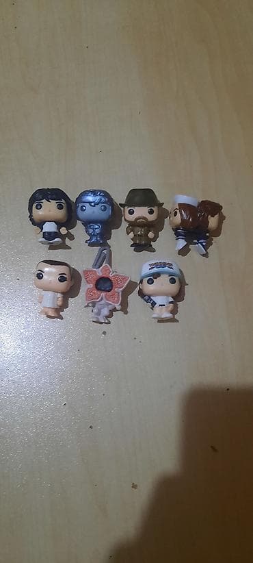 statuya: Stranger things kinder joy fiqurları — 1