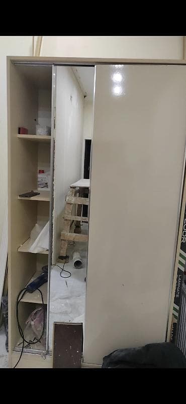 guzgulu wkaf: Sürgülü qapılı dolab - Material: laminat/MDF lövhə, parlaq krem — 1