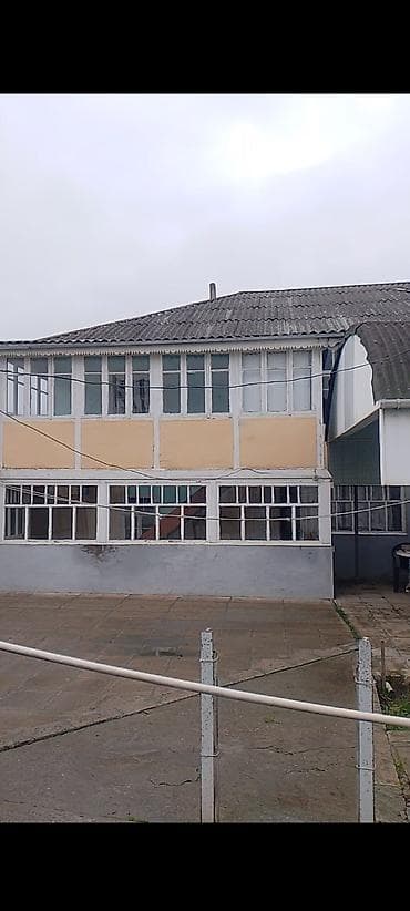 3 otaqlı ev çertyojları: 8 otaq, 135 kv. m — 2