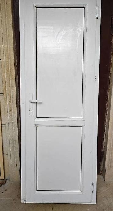 evin giris qapilari: Aliram yaxsi qiymete Plastik qapı və pəncərə unvandan gotururem - — 2