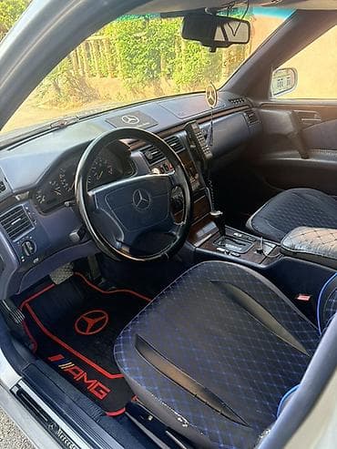 ford satış: Mercedes-Benz E‑Class (W210) sedan - Gövdə: 4 qapılı sedan, gümüşü — 10
