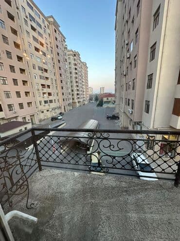 Bakı, Bakıxanov qəs., 3 otaqlı, Köhnə tikili, m. Neftçilər, 70 kv. m lalafo.az -da Bakı, Bakıxanov qəs., 3 otaqlı, Köhnə tikili, m. Neftçilər, 70 kv. m