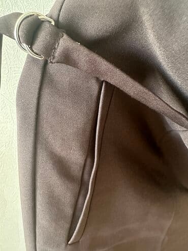 Qadın şalvarları: Marka Love my body 
Türkiyə 
Yenidir 
Qiyməti 30 — 4