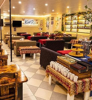 Pub, restoran və çay evi üçün 10 ədəd divan dəsti satılır. Hər dəst