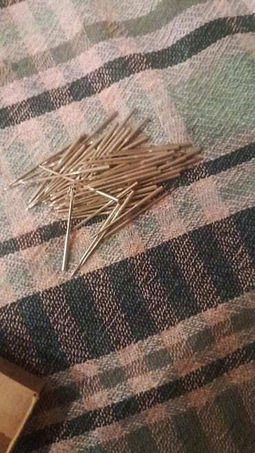 telefon 70 azn: Sovet dőnəmindən qalma keyfiyyətli 70 eded tikiş maşını úcún — 2