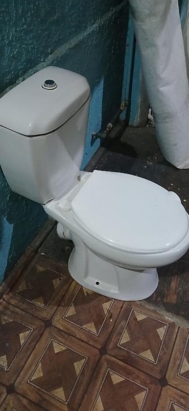 islenmis unitaz satilir: Unitaz satilir yaxsi veziyetdedir — 4