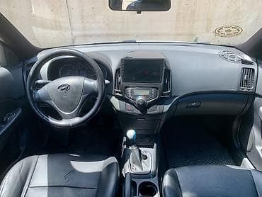 Продажа авто: Hyundai i30: 1.6 л | 2009 г. Хэтчбэк — 9