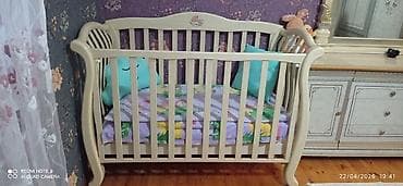 Oğlan və qız üçün, İşlənmiş, Dördbucaq, Beşik, Dəst ilə, Matras ilə, Yellənmə mexanizmsiz