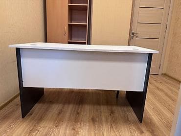 müdir masası: İşçi üçün, Dördbucaq masa — 3