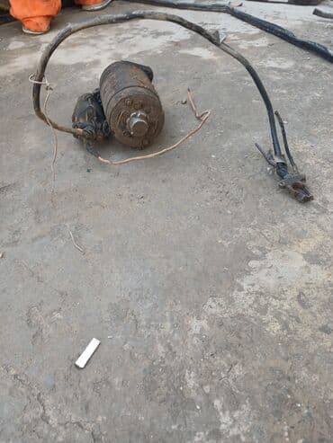 Qaşıqlar: Avtomobil starteri (elektrik starter motoru) Təsvir: - 12V elektrik — 3