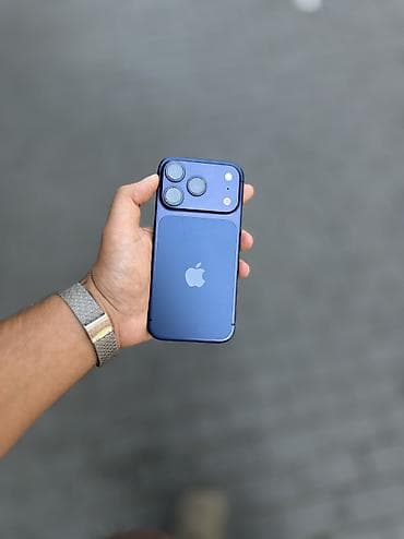 iphone usb: IPhone 17 Pro, 256 GB, Blue Titanium, Zəmanət, Face ID — 1