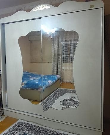 ayakkabi refi: İşlənmiş, 2 qapılı, Güzgülü, Ağ, Taxta, Kupe, Düz dolab — 1