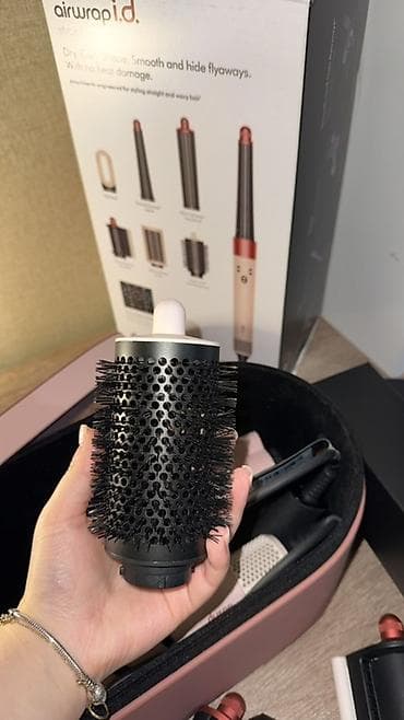 Məhsul: Dyson Airwrap i.d. (straight & wavy set) Təsvir: - Saçı — 5