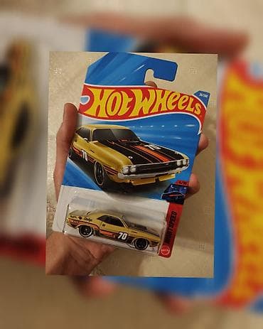 Hot Wheels kolleksiya modelləri (Qutusunda deyil) 1) Hot Wheels “’70