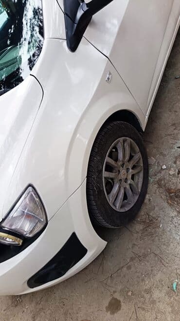 ravon nexia r3 satis merkezi: Chevrolet Aveo: 1.6 l | 2015 il 220000 km Sedan — 10