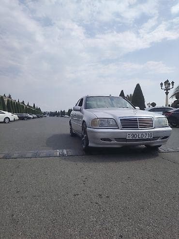 motor 2.2 mercedes: Mercedes-Benz 220: 2.2 l | 1999 il Sedan — 3