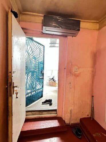 kiraye verilir: 40 kv. m, 2 otaqlı — 2